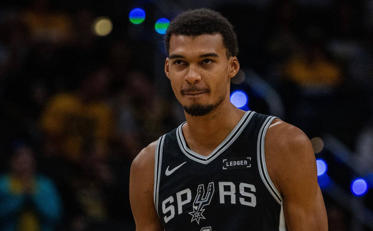 若塔曾为两队效力过，波尔图vs马竞赛前致敬若塔兄弟（波尔图vs马竞赛前，向曾为两队效力的若塔兄弟致敬）