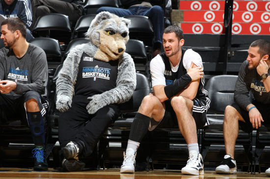 记者：曼联仍然对巴莱巴感兴趣，下次求购可能压低报价（记者：曼联对巴莱巴兴趣未减，下一轮报价可能下调）